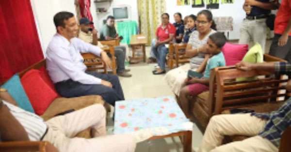 විද්‍යාගාර අනතුරින් තුවාල වූ දැරියගේ පවුලට ජනපති අරමුදලේ පිහිට