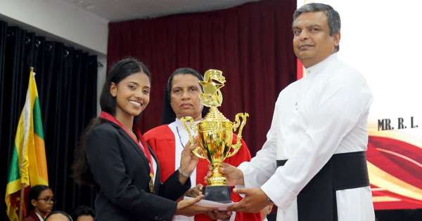 පන්නිපිටිය ක්‍රිස්තුරාජයේ වාර්ෂික ත්‍යාග ප්‍රදානෝත්සවය