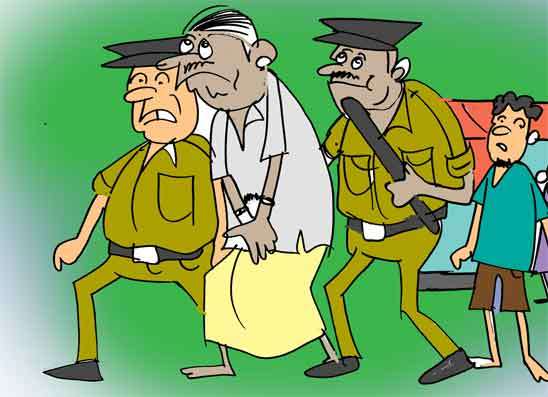 පුතාට පාඩමක් උගන්වන්න ගොස් කූඩුවේ ලැගලා