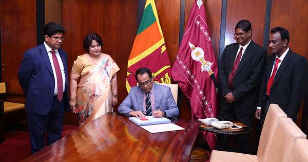 විසර්ජන පනතට කතානායක සහතිකය