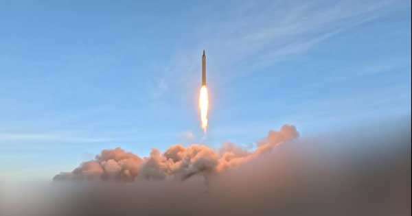 ඇමෙරිකන් හමුදා යානයක් බිම