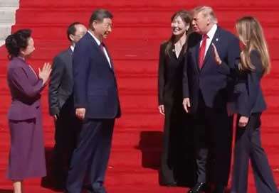 https://middleeast.lankadeepa.lk/odds/මෙලානියා-චීන-ජනපතිට-අතට-අත-නොදී-‘බායි’-කියලා/30-23866