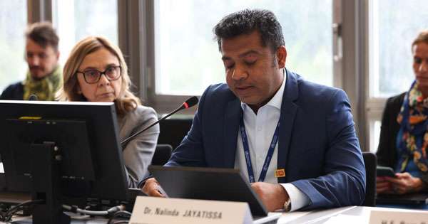 ලංකාවේ සිය දිවි නසා ගැනීම් 70% කින් අඩුවෙලා