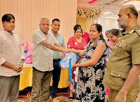 අකුරැස්ස බලගල තේ කම්හල පහළොස් වසර සමරයි