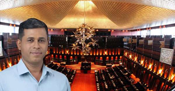 මාලදිවයිනේ සමාගමකින් එන්. එස්.බී බැංකුවට  පොල්ලක්