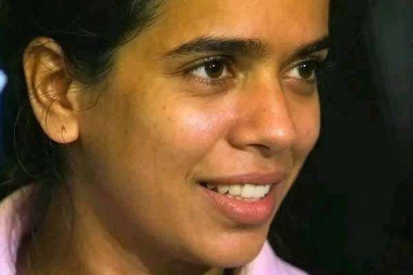 චිත්‍රපට පසුබිම ගායනයේ අයෝමය හඬ නන්දා මාලිනී