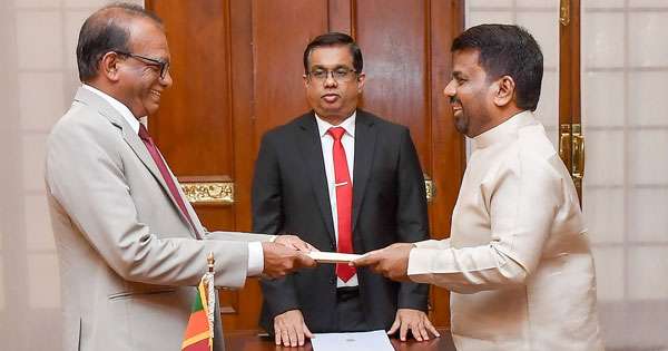 බලශක්ති ඇමති අනුර කරුණාතිලක