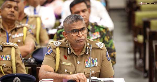 පොලිස්පති  මැතිසබා  කමිටුවට කැඳවයි