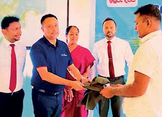 LOLC ෆිනෑන්ස් ‘‘ගොවි දිරි දැනමුතු”‍ රට පුරා ගොවීන් සවිබල ගන්වයි