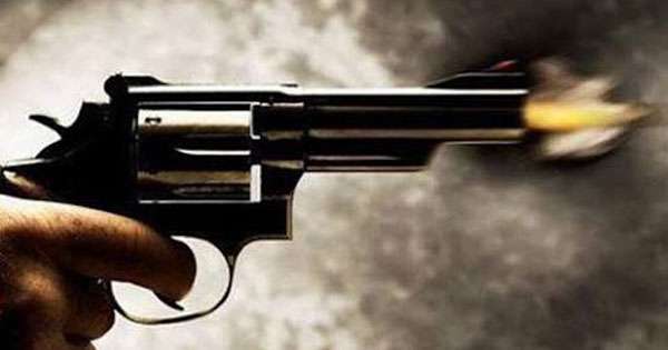 පොලිසියෙන් ගිනි අවිය උදුරාගත් කුඩ්ඩා මාට්ටු