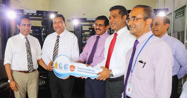 වෛද්‍ය සැපයුම් වැඩ පහසු කරන්න නවීන රථ 15ක්