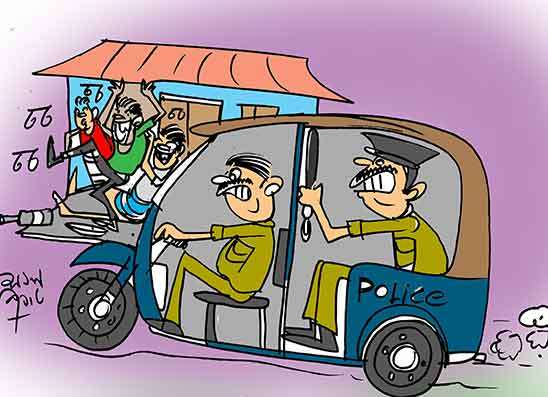 අඩියක් ගහන්න ගිහින්  කූඩුවේ කූරු ගැනලා