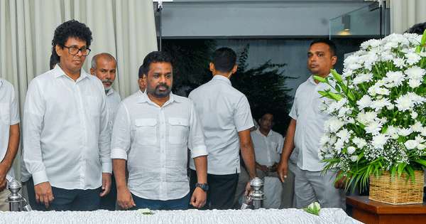 නන්දා මාලිනිය ජන හදවත් ප්‍රඥාවෙන් අවදි කළා