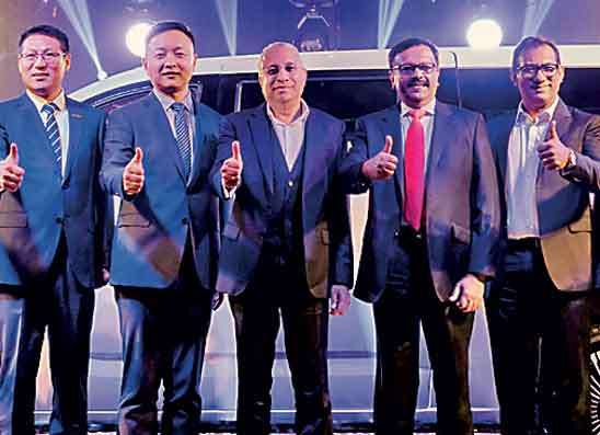 බ්‍රවුන්ස් EV සමාගම BAW M8 ලංකාවට හඳුන්වා දෙයි