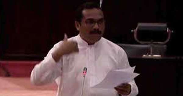 මෝටර් රථ දෙපාර්තමේන්තුවේ දූෂිතයො පැල් බැඳගෙන