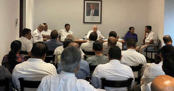 පැලවත්ත හැර අනෙක් සියලු පක්ෂ එක් විය යුතුයි