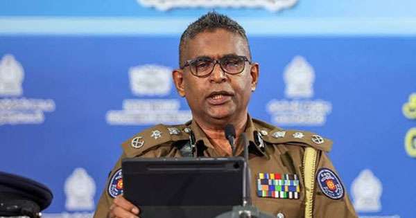 මත්කුඩු අල්ලන්න පාසලට පොලිස් බල්ලෝ