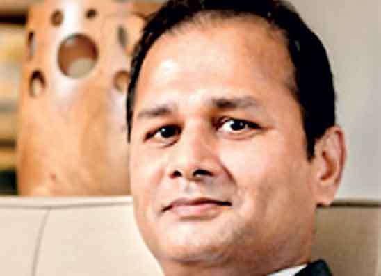 වයි.ඒ.ජයතිලක ලංකා බැංකුවේ  සාමානාධිකාරී ධුරයට