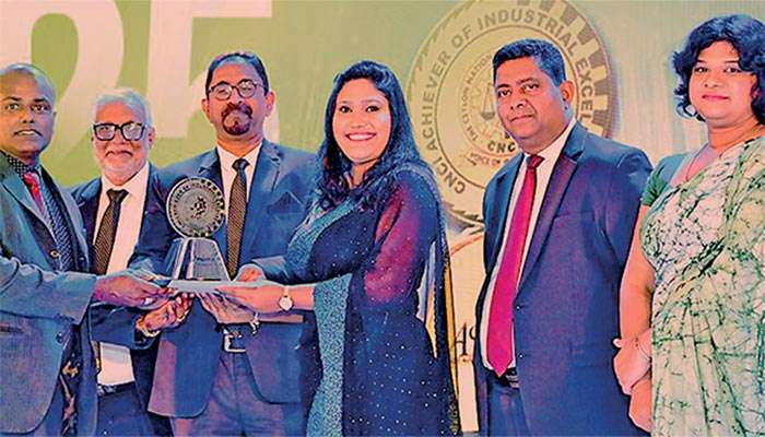 Textrip ජාතික මට්ටමේ සම්මාන රැසක් දිනයි