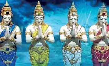 තිස්තුන් කෝටියක් අතරේ කැපී පෙනෙන සතර වරම් දෙවිවරු