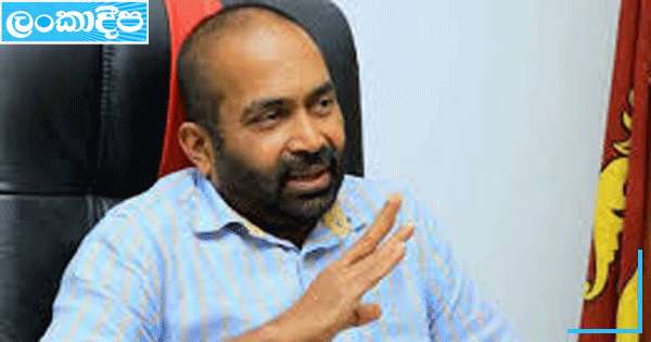 ගල්අඟුරු කොමිසම හිටපු ඇමති සියඹලාපිටියගෙන්  ප්‍රශ්න කරයි