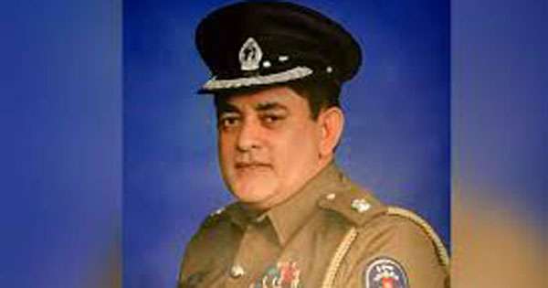 දූෂිත නිලධාරීහු 400ක් පොලීසියෙන් දොට්ට