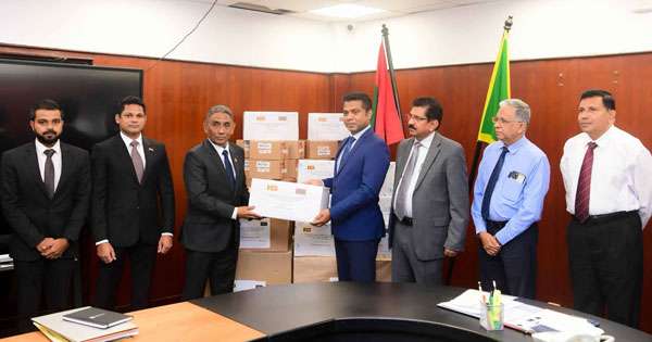 ලංකාවෙන් මාලදිවයිනට අත්‍යවශ්‍ය ඖෂධ තොගයක්