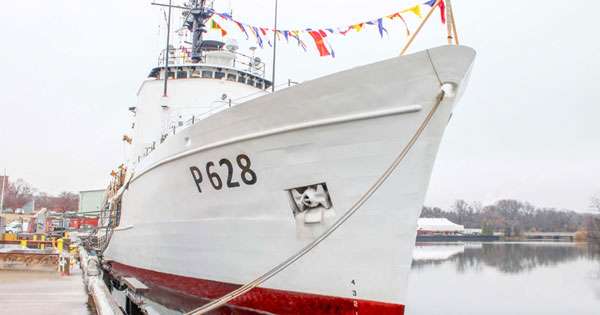 ලංකා නාවික හමුදාවට ඇමෙරිකාවෙන් නෞකාවක්