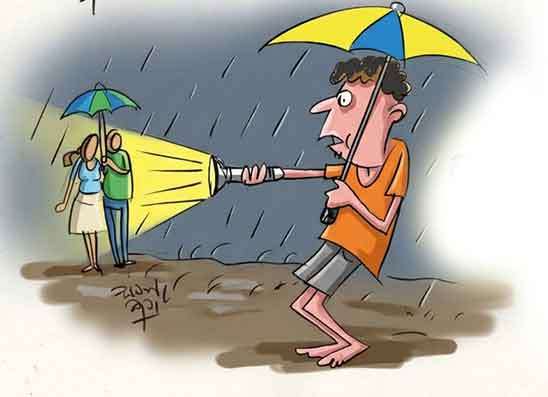 පෙම්වතිය කුඩේ යටින් එක්ක ආවැයි තරුණයාට තඩි බාලා