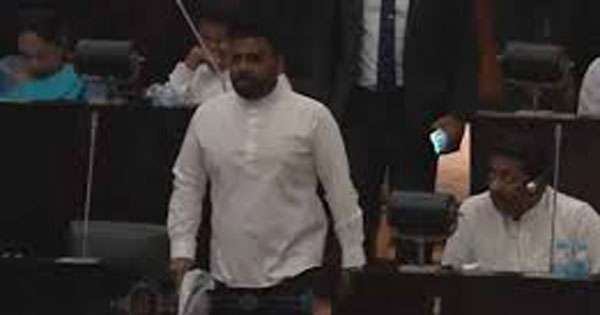 ත්‍රස්තවාදය වලක්වන පනත මේ වසර ඇතුළත අහෝසි කරනවා