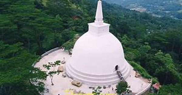 සඳගිරිසෑයේ මැණික් -මාල සොරාගෙන යැයි පැමිණිල්ලක්