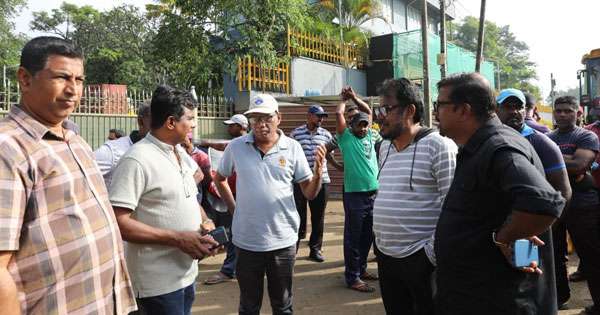 බියගම පිරිසිදු කරයි