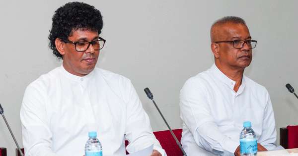 අත්‍යවශ්‍ය ආහාර තොග සංචිතයකට පියවර