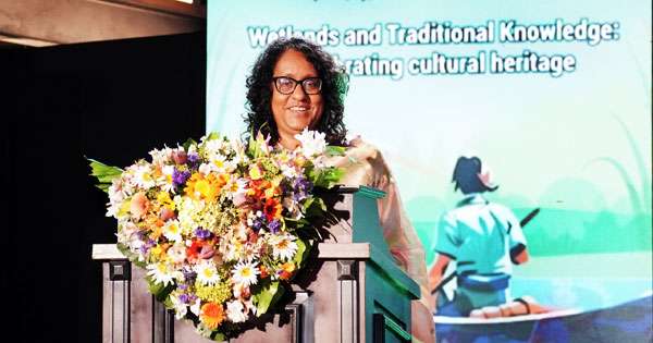 පරිසරය අමතක කර සංවර්ධනයට යන්න බෑ