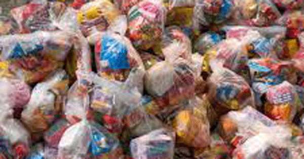 දුකට පිහිට වෙන්න රටම පෙළගැසෙයි.