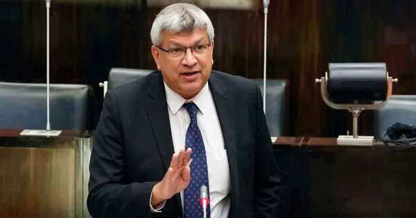 තවත් බන්ධනාගාර තුනක් ගැන සැකයක්