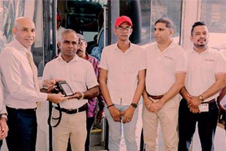 බස් රථ සේවාවට ඩිජිටල් ගෙවීම් පහසුකම හඳුන්වා දෙමින් DFCC බැංකුවෙන් ජාතික ප්‍රවාහන සේවාවට නව අරුතක්