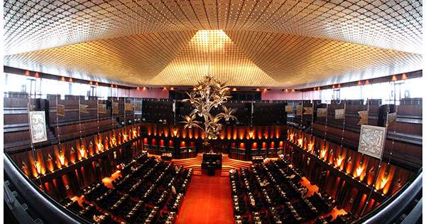 හැකරුන්ගේ සිද්ධිය ලබන සතියේ මැතිසබයට