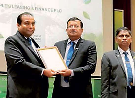 පීපල්ස් ලීසිං සමාගම ISO 14064 -1 : 2018  ප්‍රමිතියට අනුකූල හරිතාගාර වායු සත්‍යාපන සහතිකය ලබාගනී