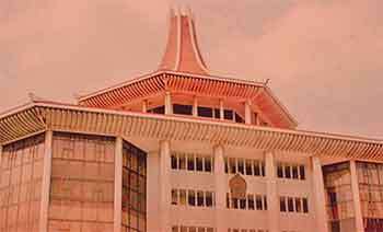 උපරිමාධිකරණ විනිසුරුවරුන්ගේ විශ්‍රාම යාමේ වයස වෙනස් කළ හැකි ද