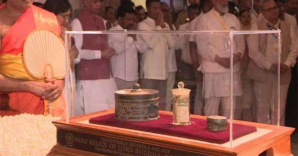 ලංකාවේ සර්වඥ ධාතු ඇමරිකාවේ ප්‍රදර්ශනයට