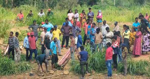 මාළු ටැංකියට ගල් එකතු කරන්න ගිය සිසුවා අග්‍රාඔයේ සැඟ වේ