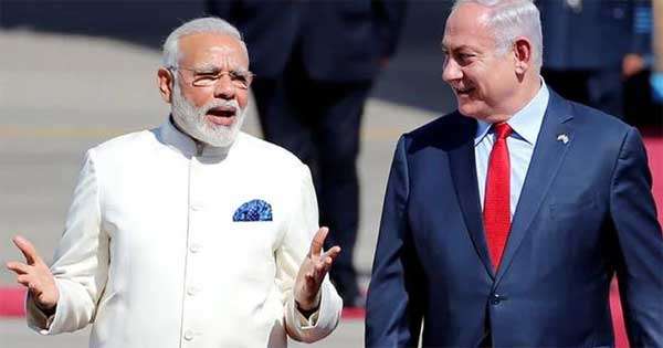 මෝදි එනකල් බලන් ඉන්නවා