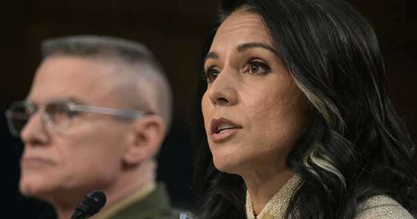 බුද්ධි අංශ ලොක්කි ට්‍රම්ප්ට විරුද්ධ වෙයි