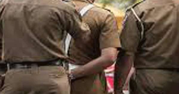 එතෙර කුඩ්ඩන් සමග හාද කම් පෑවැයි පොලිසිය හතකට රට යෑම තහනම් කරයි