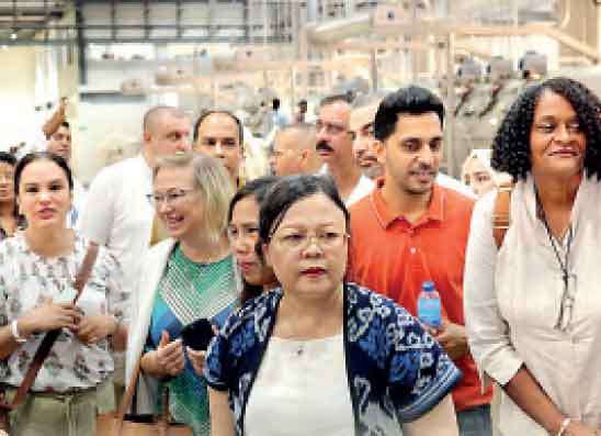 පුන්නෙයිකුඩා එරාවූර්පත්තු රෙදිපිළි නිෂ්පාදන කලාපයට ජාත්‍යන්තර ආයෝජන ආකර්ෂණයට රාජ්‍යතාන්ත්‍රික නියෝජිත චාරිකාවක්