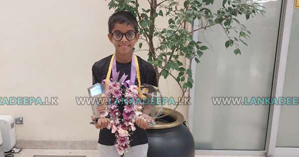 ලක් මව රනින් සරැසු ‘ටාවි ‘ ලංකාවට