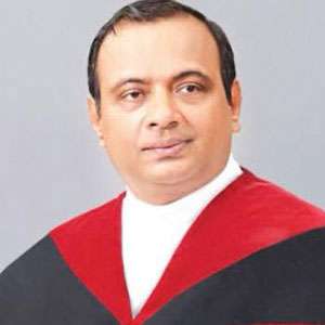 කැමිලස් ප්‍රනාන්දු පියතුමෝ ස්වර්ගස්ථ වෙති