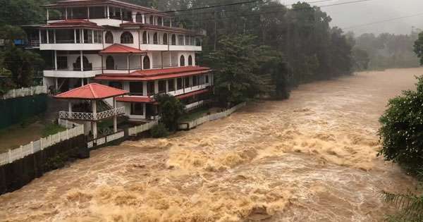 ගංගා පහක ජල මට්ටම් ඉහළට