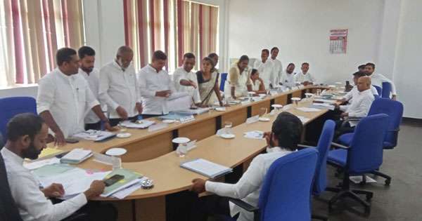 කොළොන්න ප්‍රා.සභා අය වැය දෙවනවරටත් පරදි